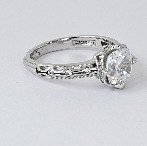 Genuine Tacori Diamonique Ring in Sterling Silver Size 10! - Picture 3 of 8